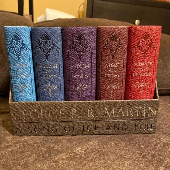 A Game of Thrones Leather-Cloth Boxed Set - (Song of Ice and Fire) - Picture 2 of 2